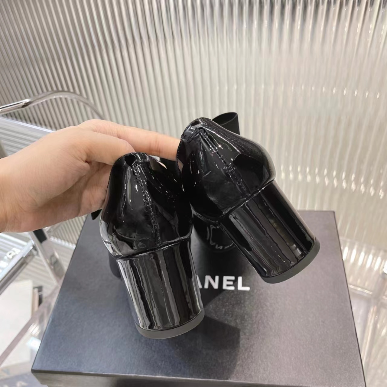 Women's high heels